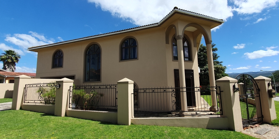 4 Bedroom Property for Sale in Strelitzia Park Eastern Cape